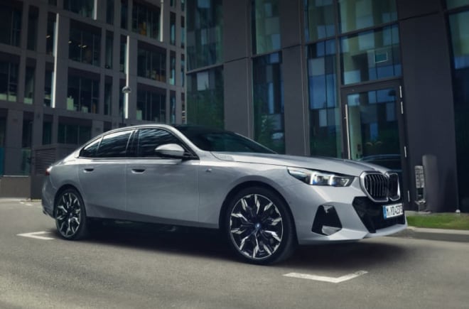 Front angled view of BMW i5