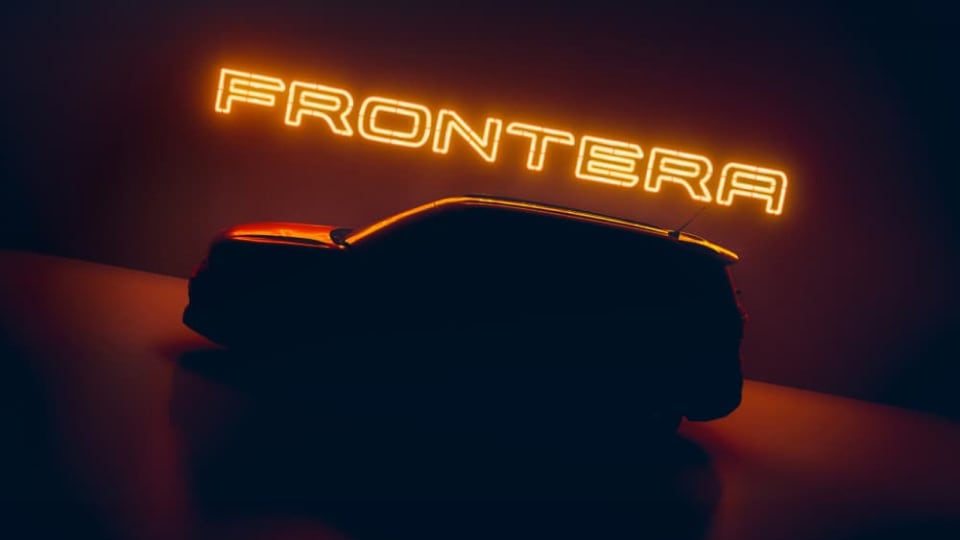 Side view of Vauxhall Frontera